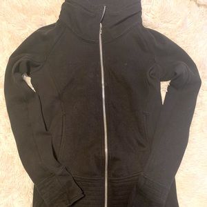 Lululemon black sweater